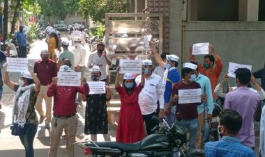 સુરત : SMCના વિરોધ પક્ષના નેતા સહિત AAP ના કોર્પોરેટરો અને કાર્યકરોની શા માટે કરાઈ અટકાયત? સી.આર.પાટીલ અને હર્ષ સંઘવી સામે કોણે લગાવ્યા ગંભીર આરોપ?