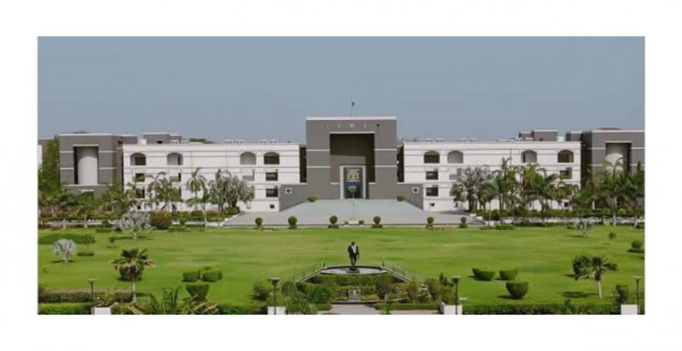 3 સંતાનો ધરાવતા ઉમેદવારને સરપંચ પદેથી દુર કરી શકાય :ગુજરાત હાઇકોર્ટનો મહત્વનો ચુકાદો