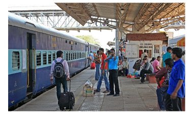 કેન્દ્રીય રેલ મંત્રીના રાજ્યમાં જ રેલવેની લાલિયાવાડી : પેસેન્જર અટવાયા