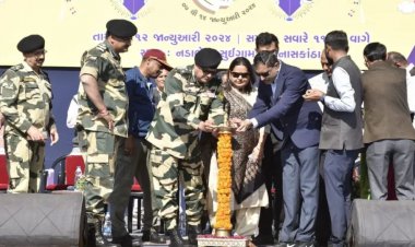 ભારત પાકિસ્તાન બોર્ડર પર જામ્યો પતંગોત્સવ, 16 દેશના પતંગબાજોએ લીધો હિસ્સો